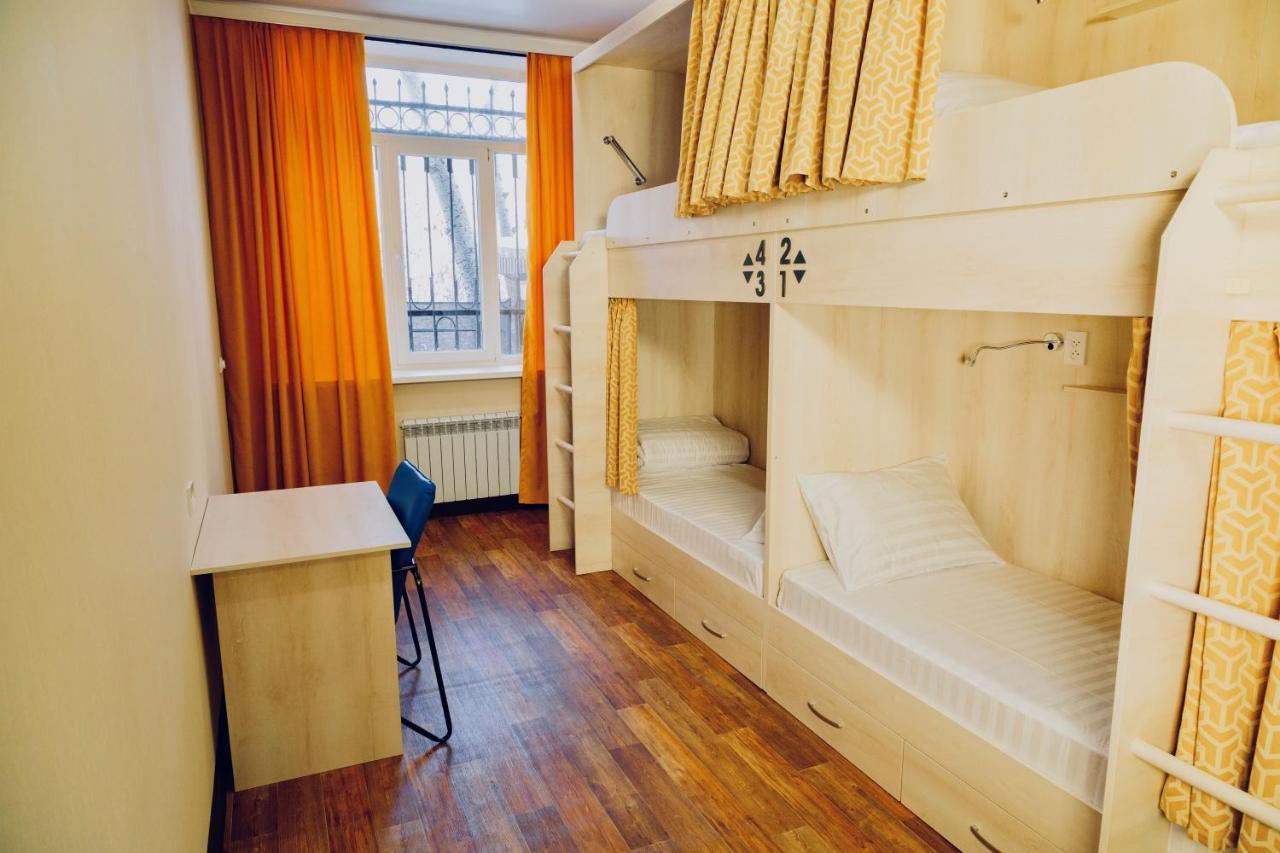 Evergreen Hostel Almaty Exterior photo